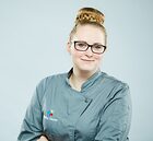 Portraitfoto von Monika Heisler